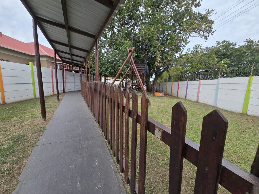 7 Bedroom Property for Sale in Cambridge Eastern Cape